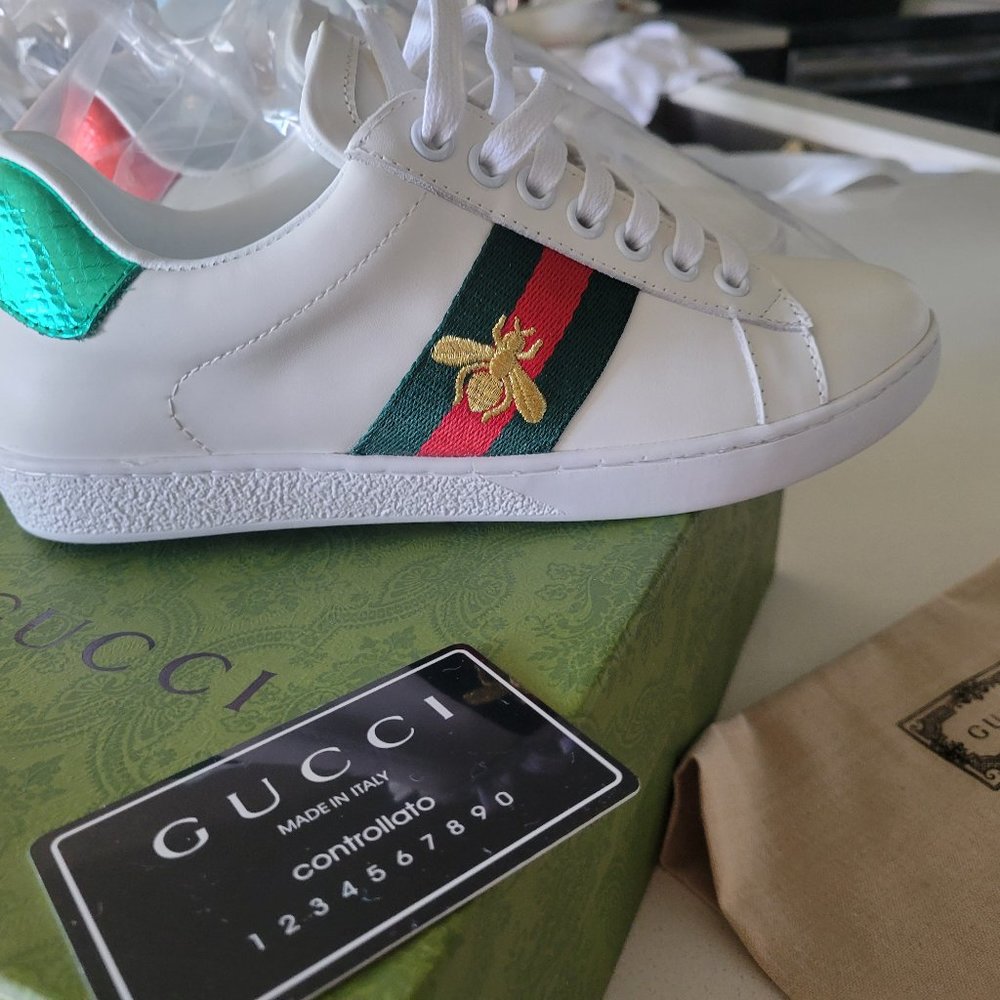 Gucci Women's Ace Sneaker with Bee